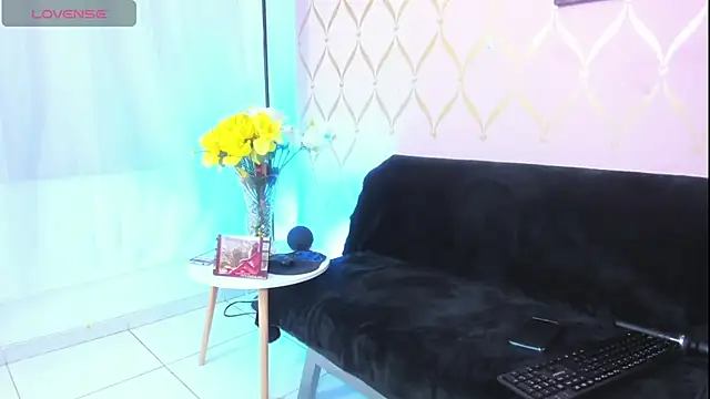 ladylians online show from 01.20.25