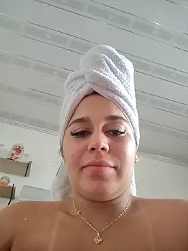 LaurenWelly  online show from 12.17.25