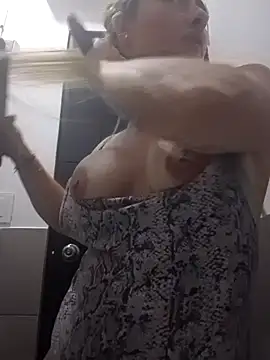 Valerymamasita online show from 12.21.24