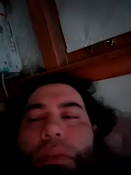 Snapshot of goldycox chatting on 12.20.25 goldycox online show from 12.20.25