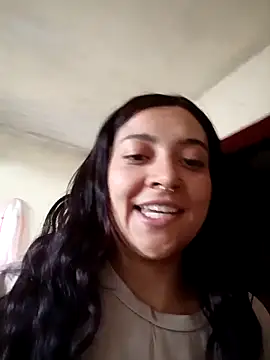 CORALINE GREYM online show from 10.22.25