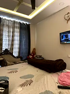 Hotty-Sana online show from 11.26.25