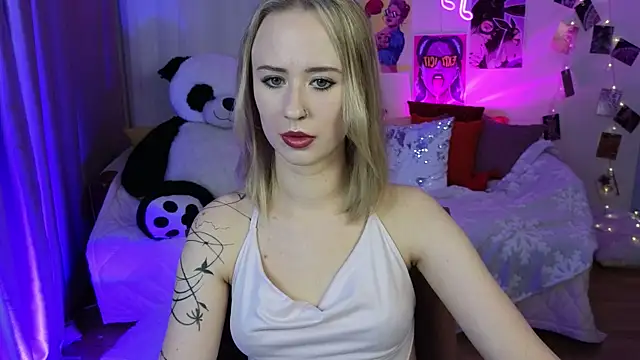 SashaBrooks online show from 10.17.25