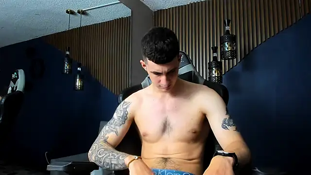 JacksonOlsenn online show from 01.13.25