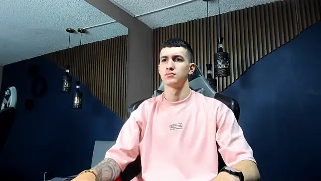 JacksonOlsenn online show from 01.14.25