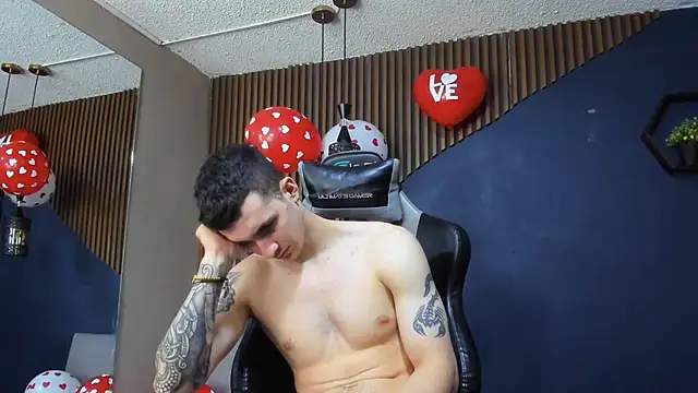 JacksonOlsenn online show from 02.14.25