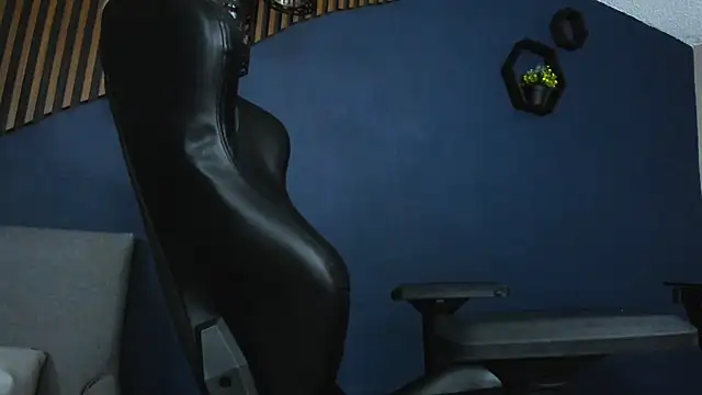 JacksonOlsenn online show from 02.23.25