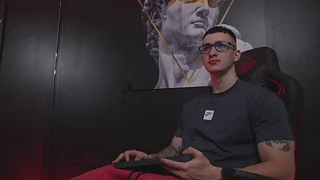 JacksonOlsenn online show from 11.19.25