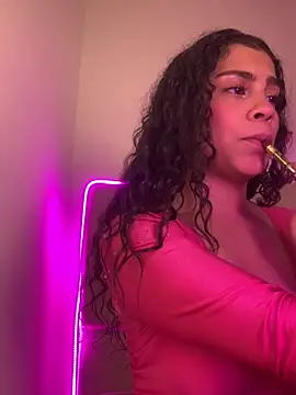 NINA 18 YEARS online show from 03.05.25