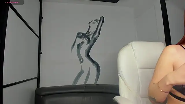 Snapshot of TinaJonnes_ chatting on 01.26.25 TinaJonnes online show from 01.26.25