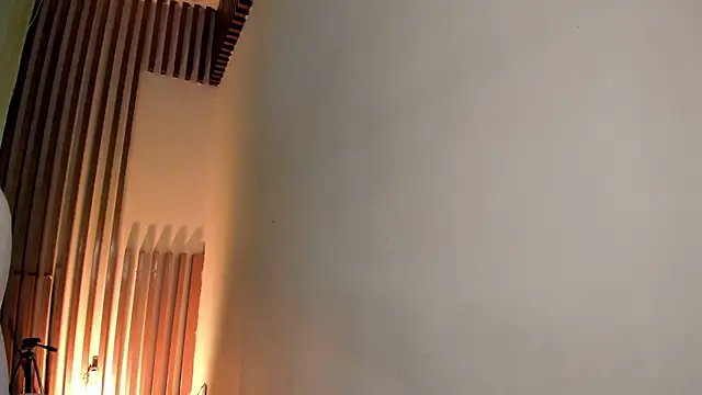 Snapshot of TinaJonnes_ chatting on 09.13.25 TinaJonnes online show from 09.13.25