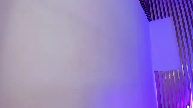 Snapshot of TinaJonnes_ chatting on 10.05.25 TinaJonnes online show from 10.05.25