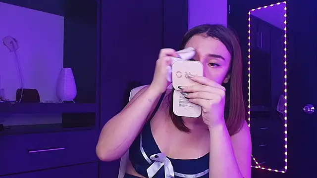 TinaJonnes  online show from 03.11.26