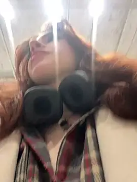 Lily  Belle online show from 12.24.24