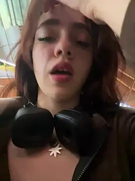 Lily  Belle online show from 12.25.24