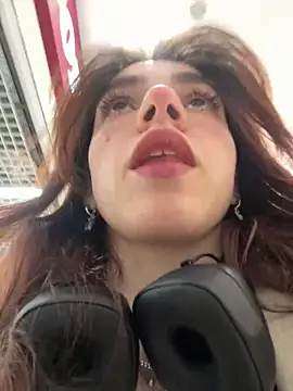 Lily  Belle online show from 01.06.25