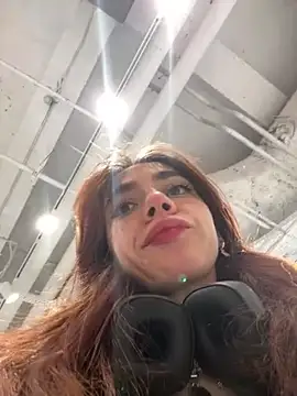 Lily  Belle online show from 01.15.25