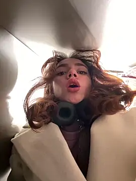 Lily  Belle online show from 01.24.25