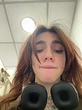 Lily  Belle online show from 01.30.25