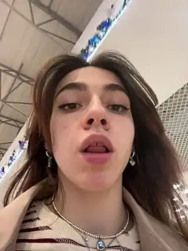 Lily  Belle online show from 01.31.25