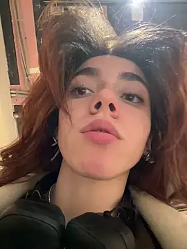 Lily  Belle online show from 02.23.25