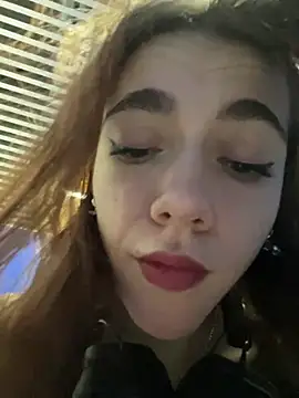 Lily  Belle online show from 03.06.25