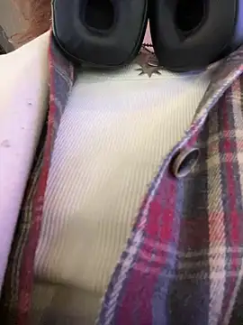 Lily  Belle online show from 03.21.25