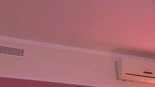 AngeliqueSkye online show from 02.20.25