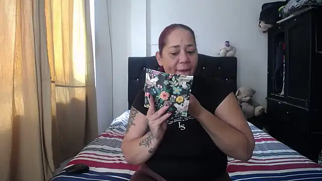 merryymaturee  online show from 03.05.25