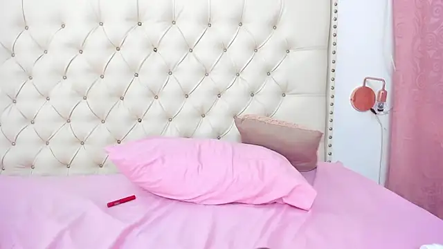 Kim Eli online show from 02.08.25