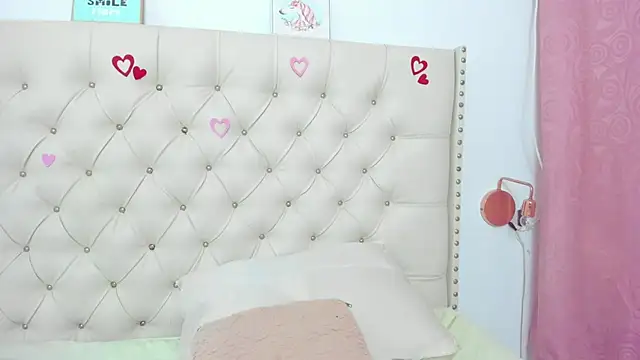 Kim Eli online show from 03.07.25