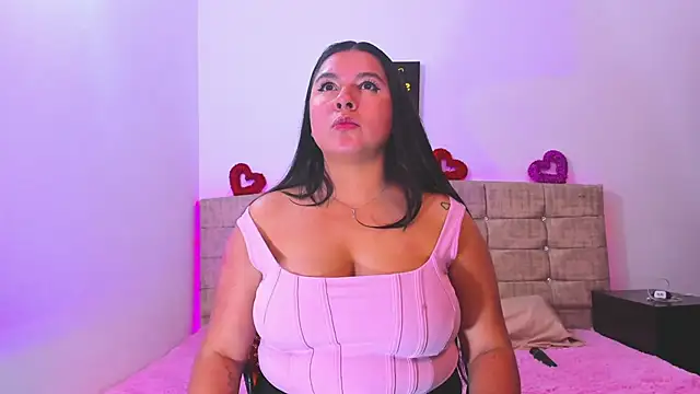 Snapshot of Catherine_summer1 chatting on 09.26.25 Catherine summer1 online show from 09.26.25