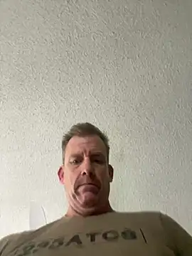 Snapshot of Firedad72FD chatting on 12.23.24 Firedad72FD online show from 12.23.24