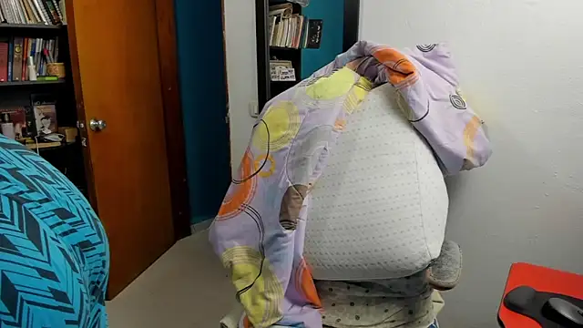 peanut tangerine online show from 11.26.25