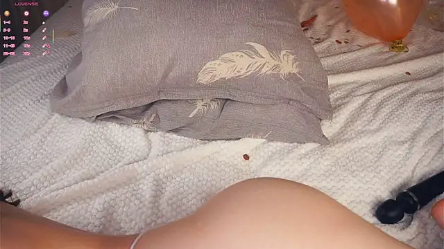 CathrynGeer online show from 03.06.25