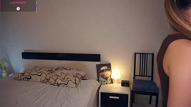 CathrynGeer online show from 10.24.25