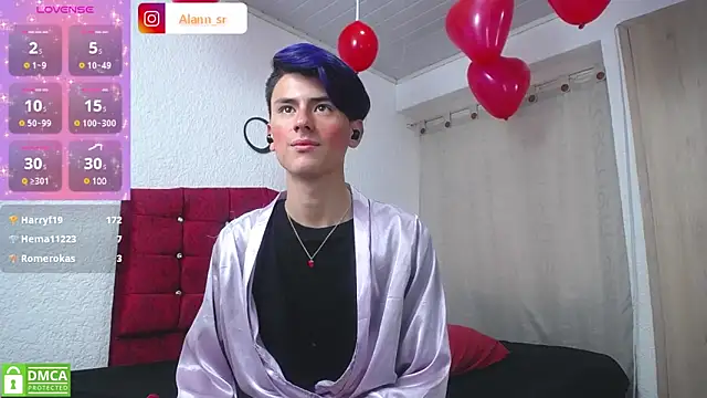 Snapshot of Alann_sr chatting on 02.21.25 Alann sr online show from 02.21.25