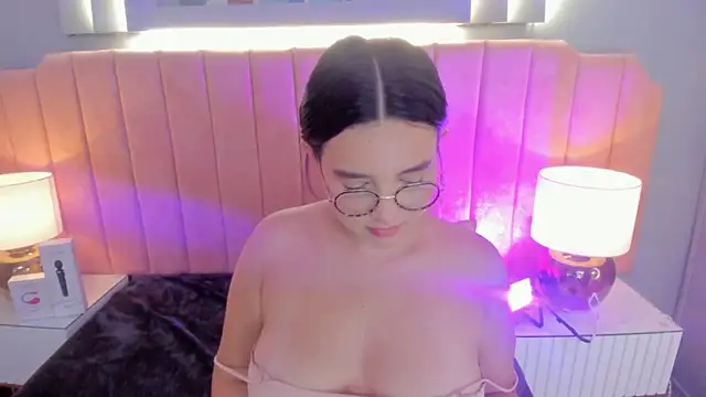 alys baker online show from 10.10.25