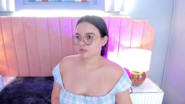 alys baker online show from 10.17.25