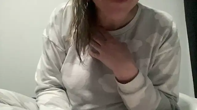 Akasha 007 online show from 02.05.25