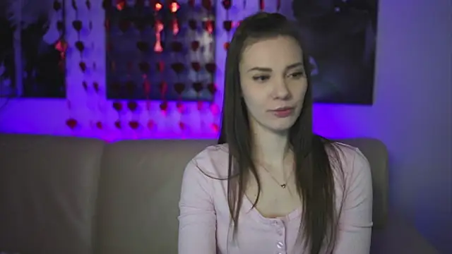 Snapshot of StephanieNeeson chatting on 02.19.25 StephanieNeeson online show from 02.19.25