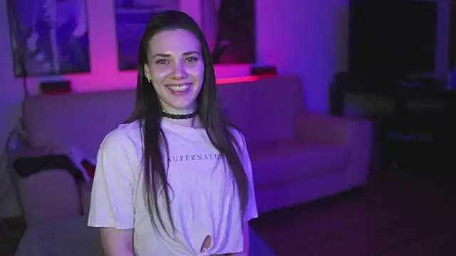 Snapshot of StephanieNeeson chatting on 03.17.25 StephanieNeeson online show from 03.17.25