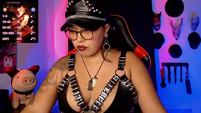 Snapshot of LilithSharon chatting on 11.08.25 LilithSharon online show from 11.08.25