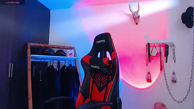 LilithSharon online show from 12.20.25