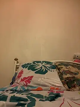 Snapshot of sabrina101 chatting on 10.26.25 sabrina101 online show from 10.26.25