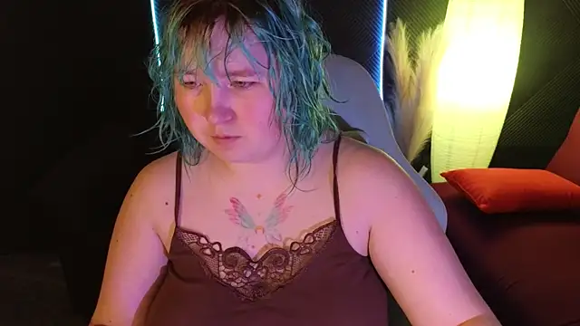 Snapshot of ChimberWol chatting on 10.08.25 ChimberWol online show from 10.08.25