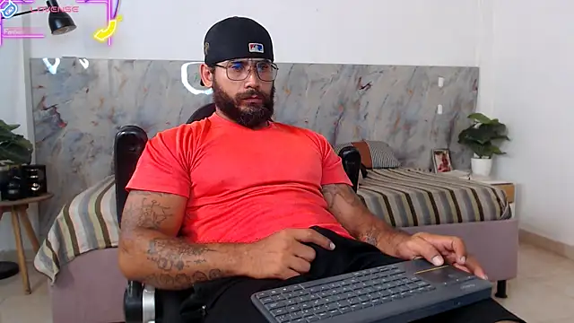 hanz col online show from 04.02.26