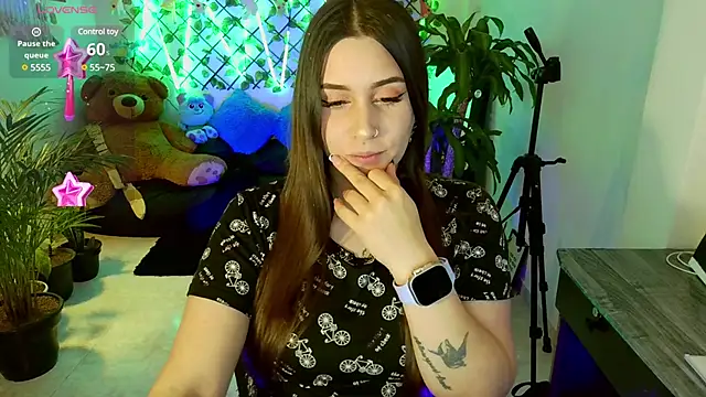 alana rose18 online show from 02.28.25