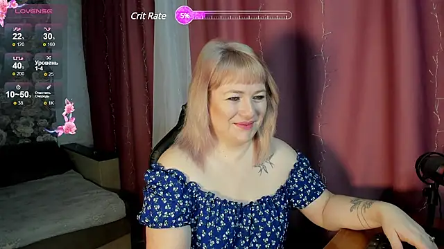 Snapshot of Victoria_Di chatting on 12.29.24 Victoria Di online show from 12.29.24