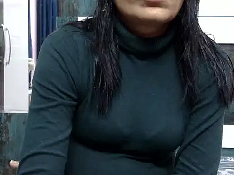 Snapshot of l_l_ish chatting on 01.22.25 l l ish online show from 01.22.25